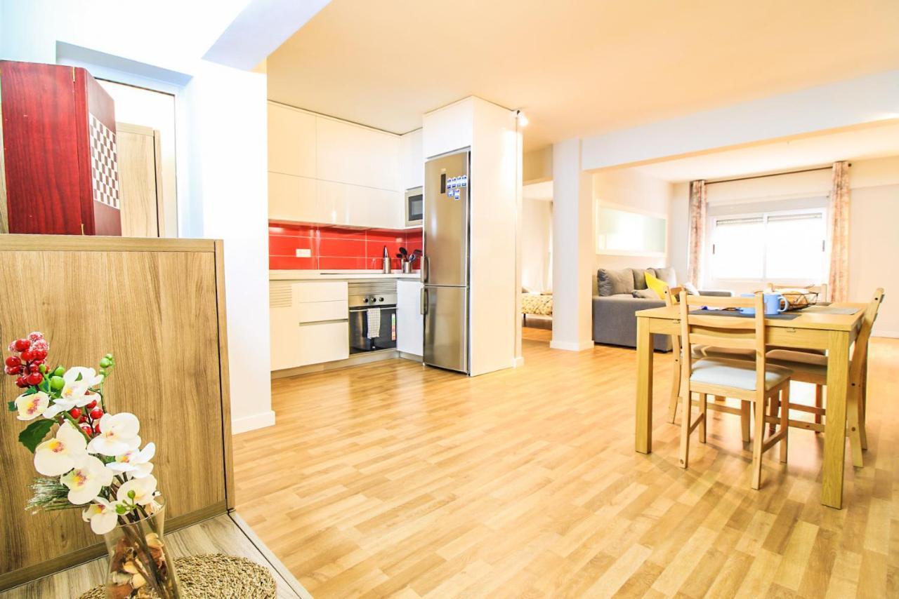 Lujoso Apartamento Centro Ciudad, Parking Privado Gratuito Murcia Buitenkant foto