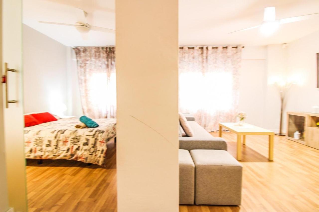 Lujoso Apartamento Centro Ciudad, Parking Privado Gratuito Murcia Buitenkant foto