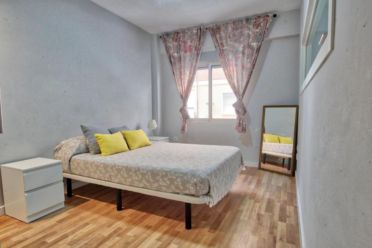 Lujoso Apartamento Centro Ciudad, Parking Privado Gratuito Murcia Buitenkant foto